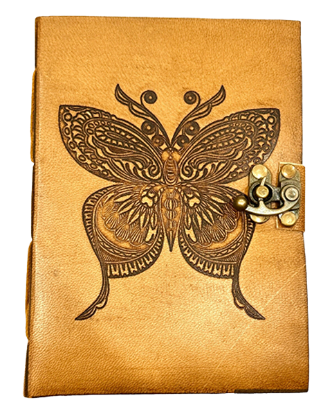 Butterfly leather diary with latch closure – 13 x 18 cm